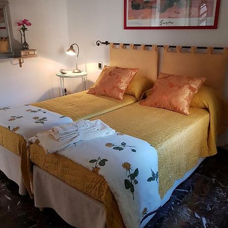 B&B Gloria Gallarate Bagian luar foto