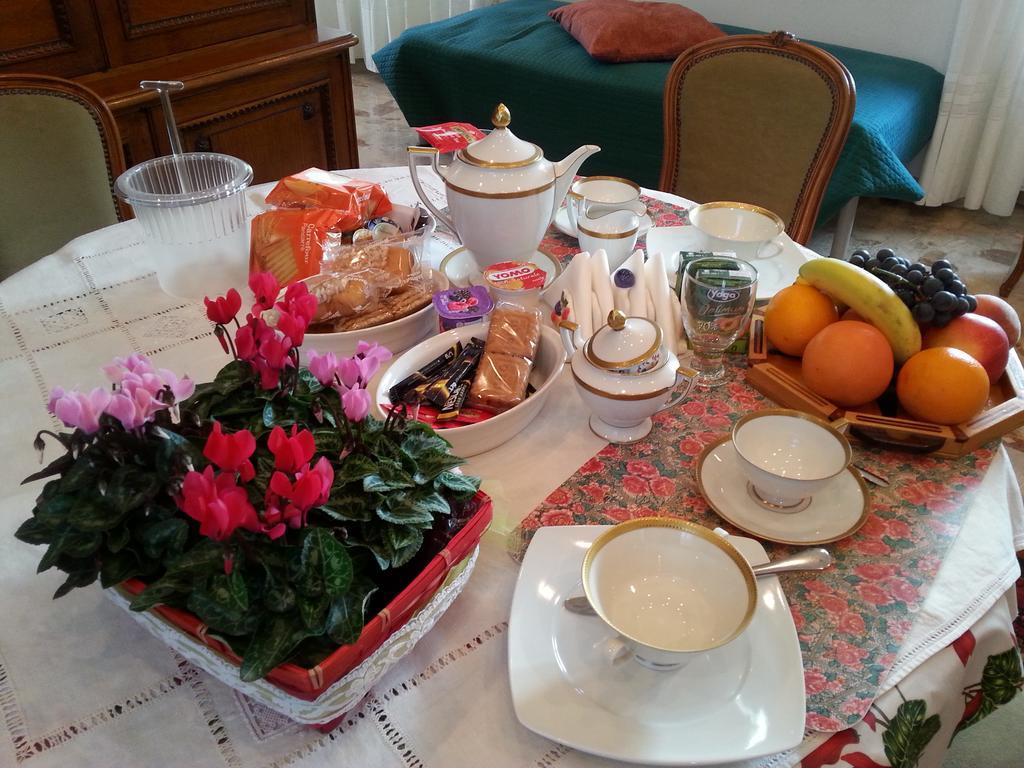 B&B Gloria Gallarate Bagian luar foto