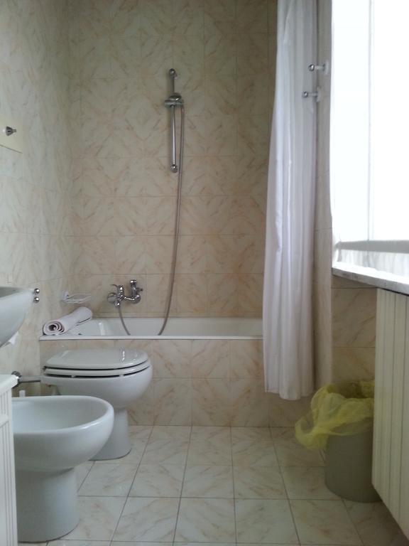 B&B Gloria Gallarate Ruang foto