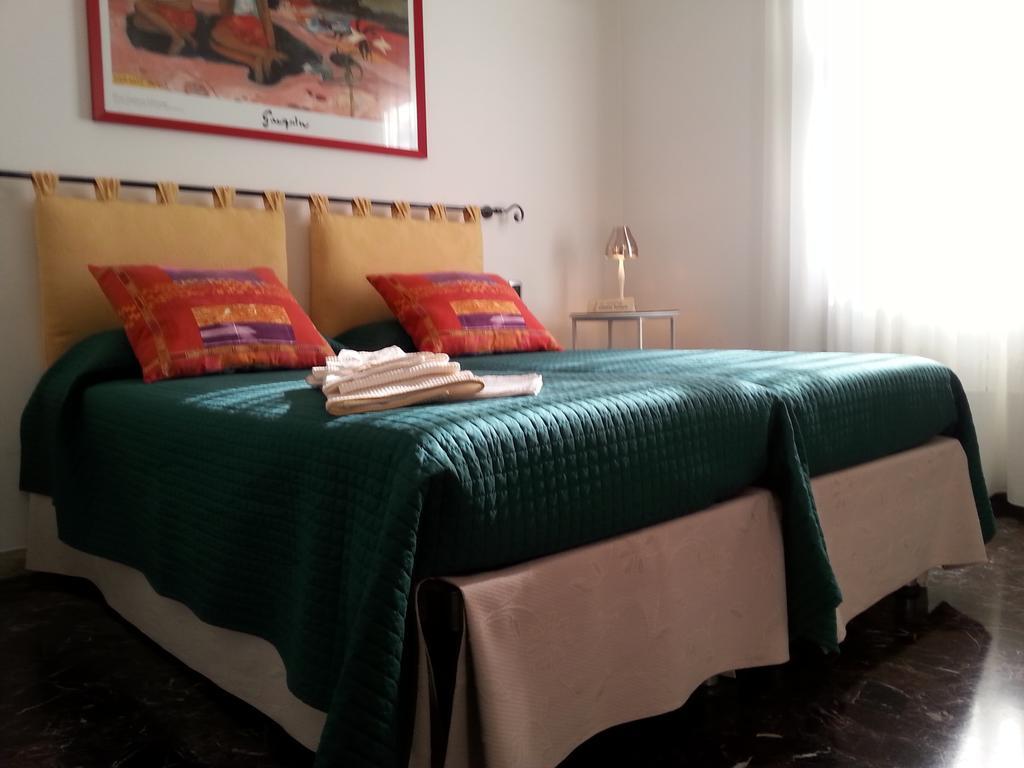 B&B Gloria Gallarate Bagian luar foto