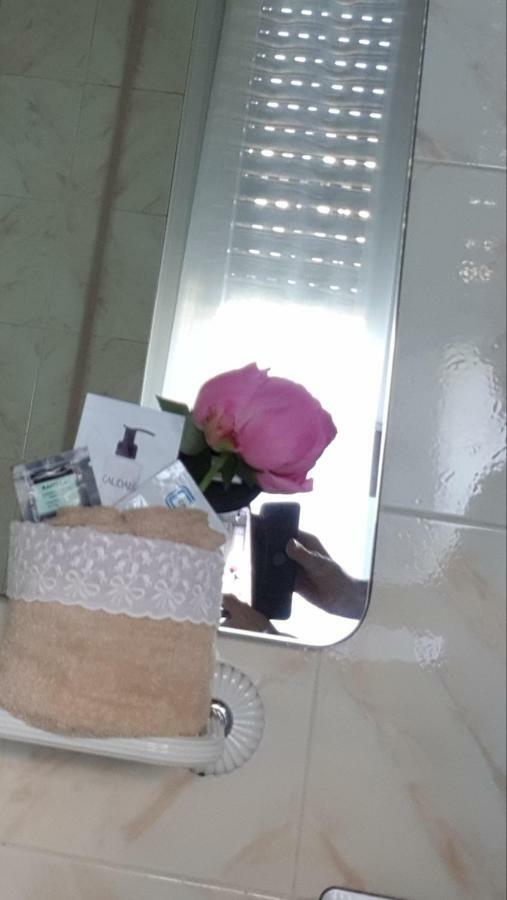 B&B Gloria Gallarate Bagian luar foto